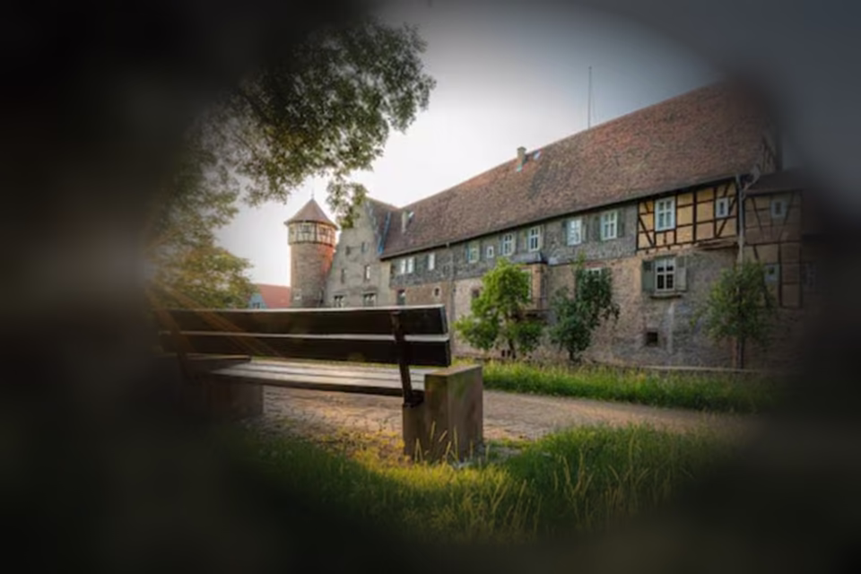 Glaukom Sicht fortgeschritten Simulation: stark eingeengtes Gesichtsfeld bei fortgeschrittenem Grünem Star
